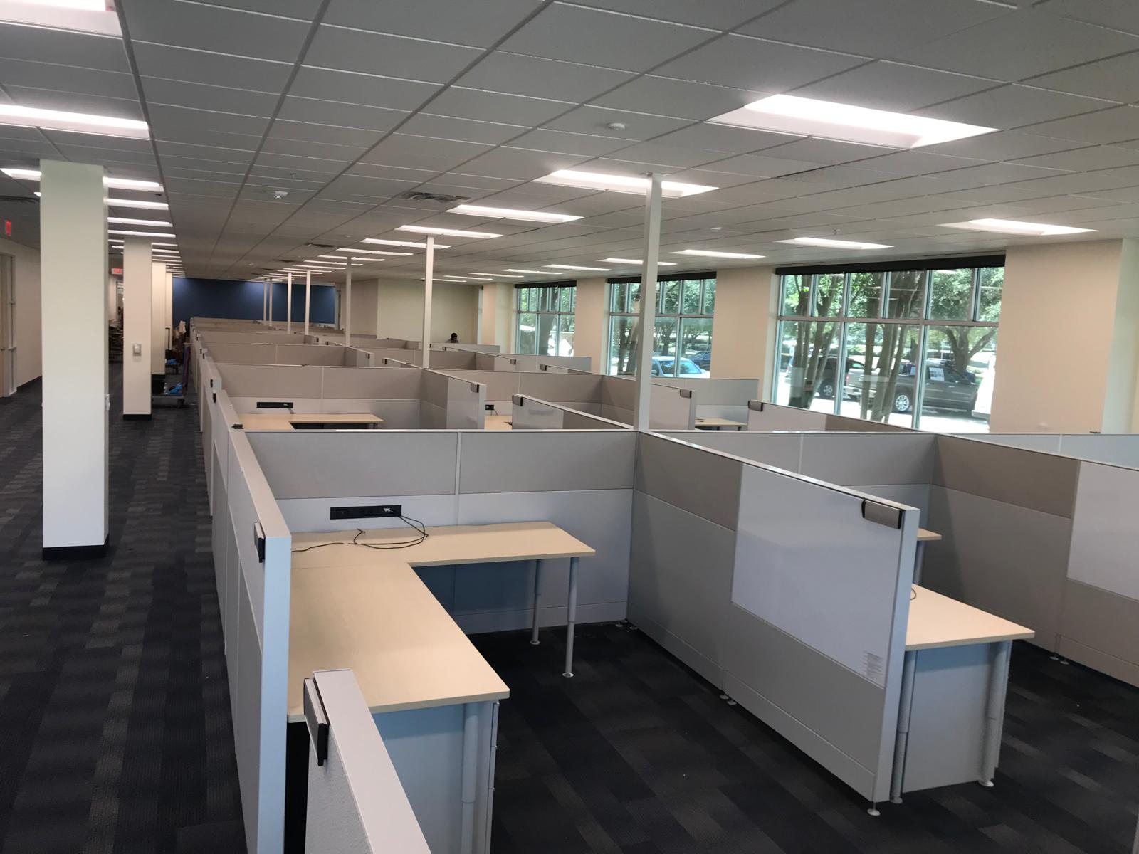 office-cubicles-Houston-Texas-Teknion-Installation-2 - OfficeMakers.com office-cubicles-Houston-Texas-Teknion-Installation-2