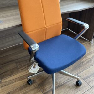 HON Cofi Mid Back Two Tone Task Chair