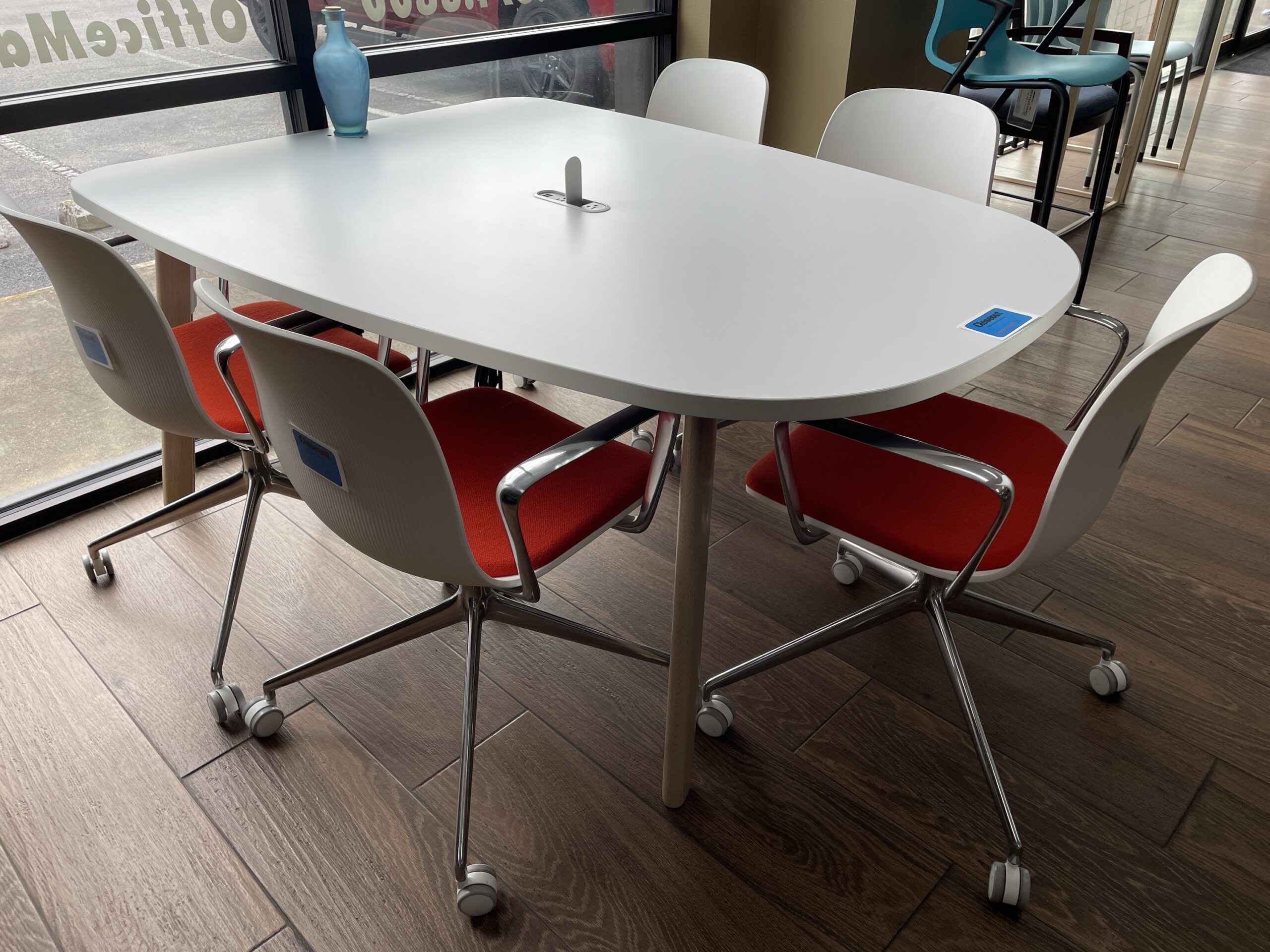 dfdf463e-9ed9-48e0-a1cc-f67c52820d80-626-0000000d5a33bc65_file - OfficeMakers.com